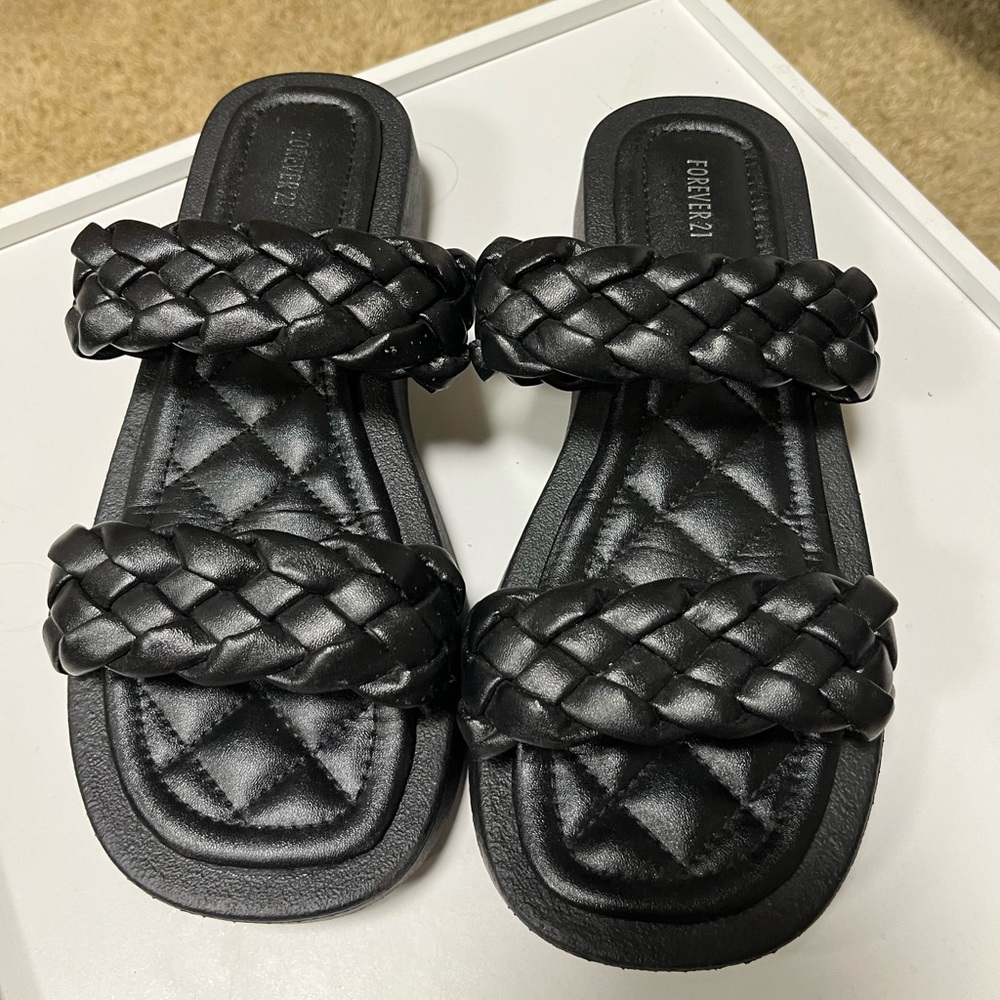 Black leather braided Sandals